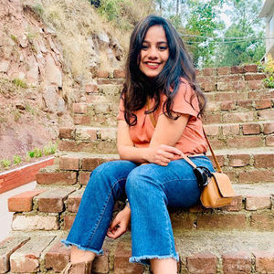 Meet your Posher, Pooja